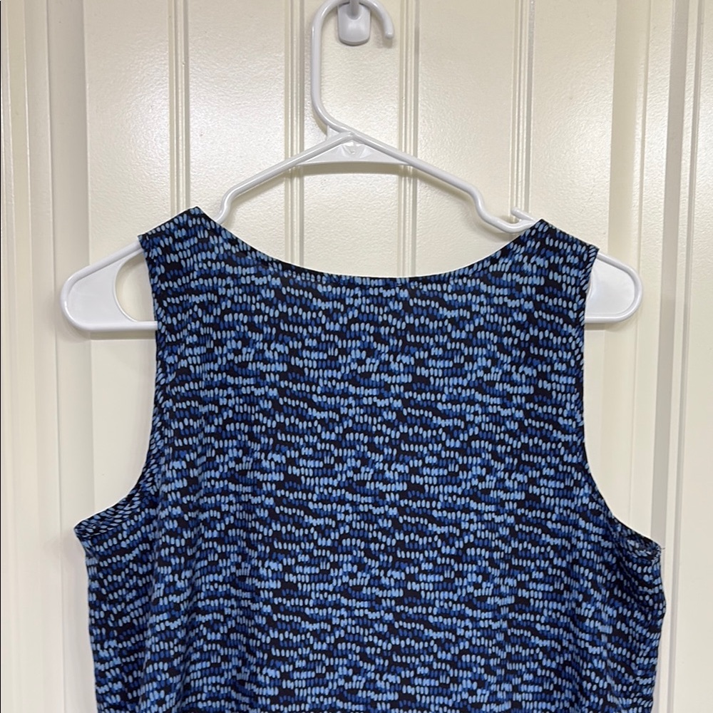 Loft Blue Patterned‎ Women's Top - Picture 9 of 10